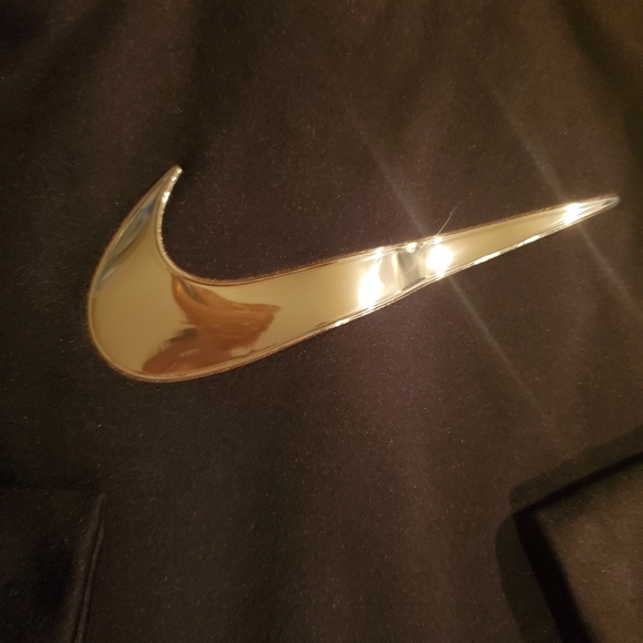 Nike Dri-fit Hoodie - Picture 2 of 2